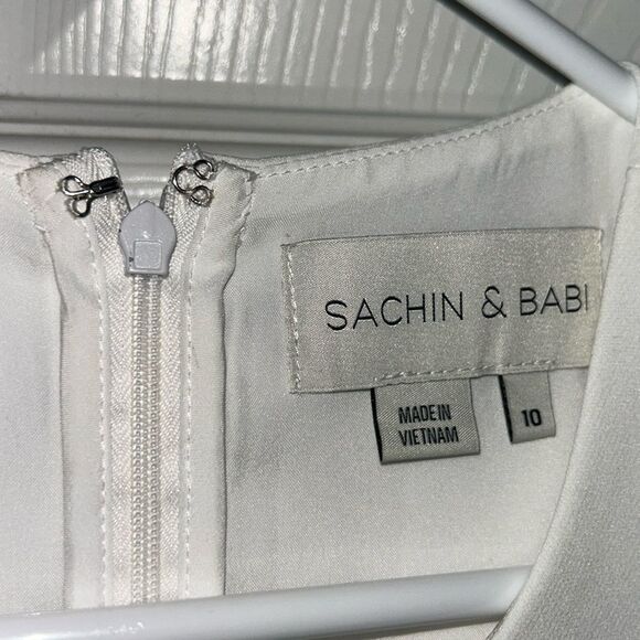 Sachin & Babi White Lace Mini Ruffle Dress(Size 10) - Picture 7 of 9